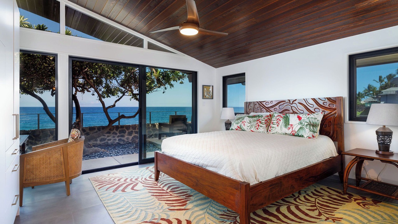 Photo of Bedroom in Kahaluu Bay