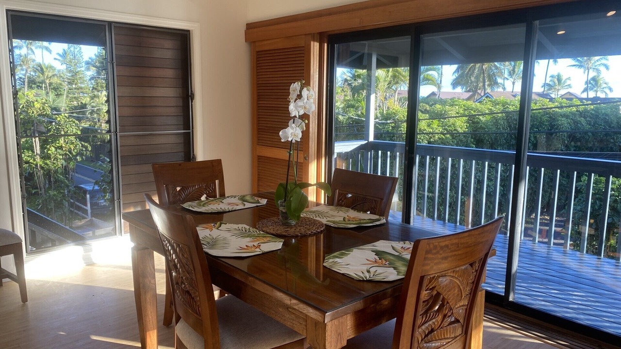 Photo of Livingroom in Wainiha