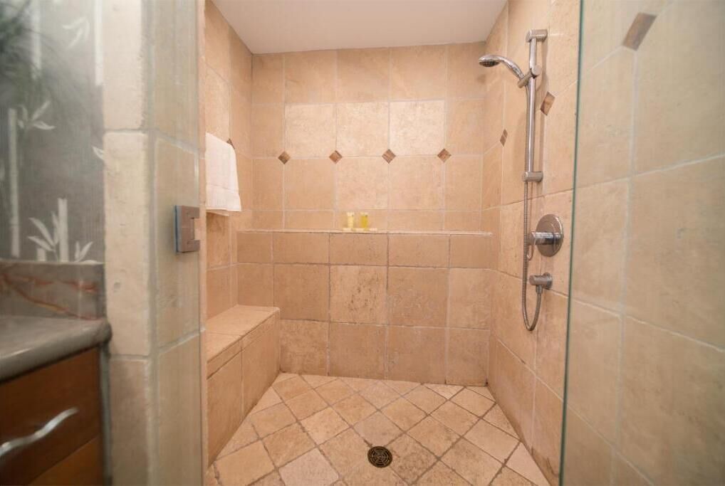 Photo of Bathroom in Kapalua