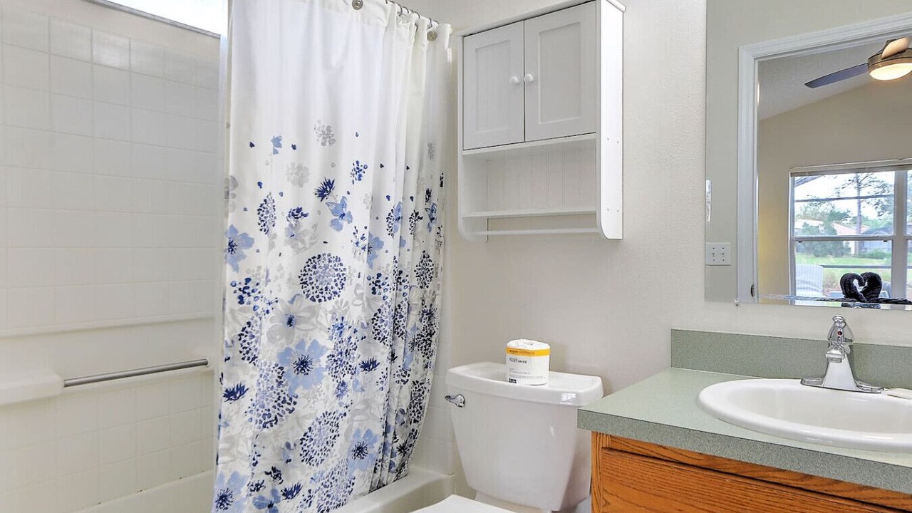 Photo of Bathroom in Haines City