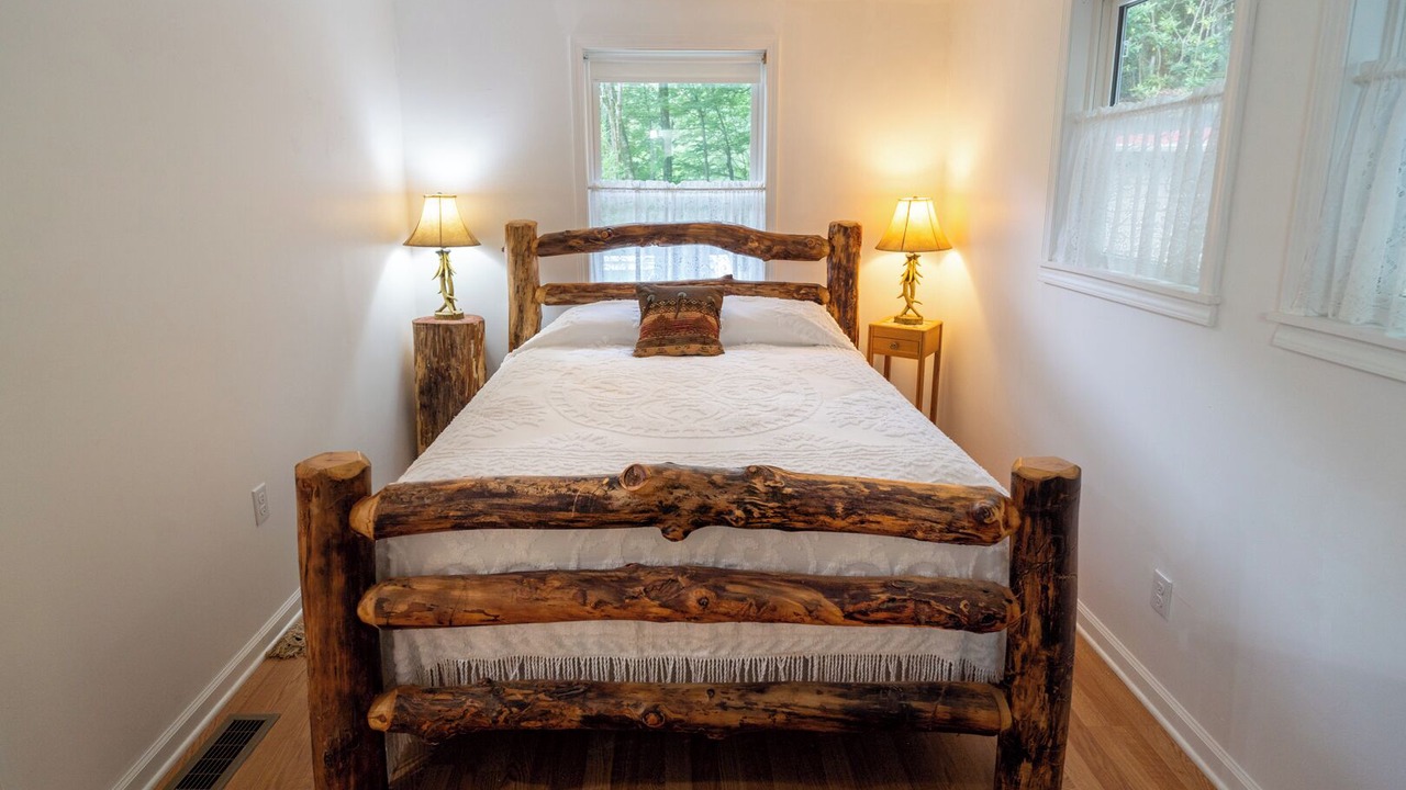Photo of Bedroom in Waynesville