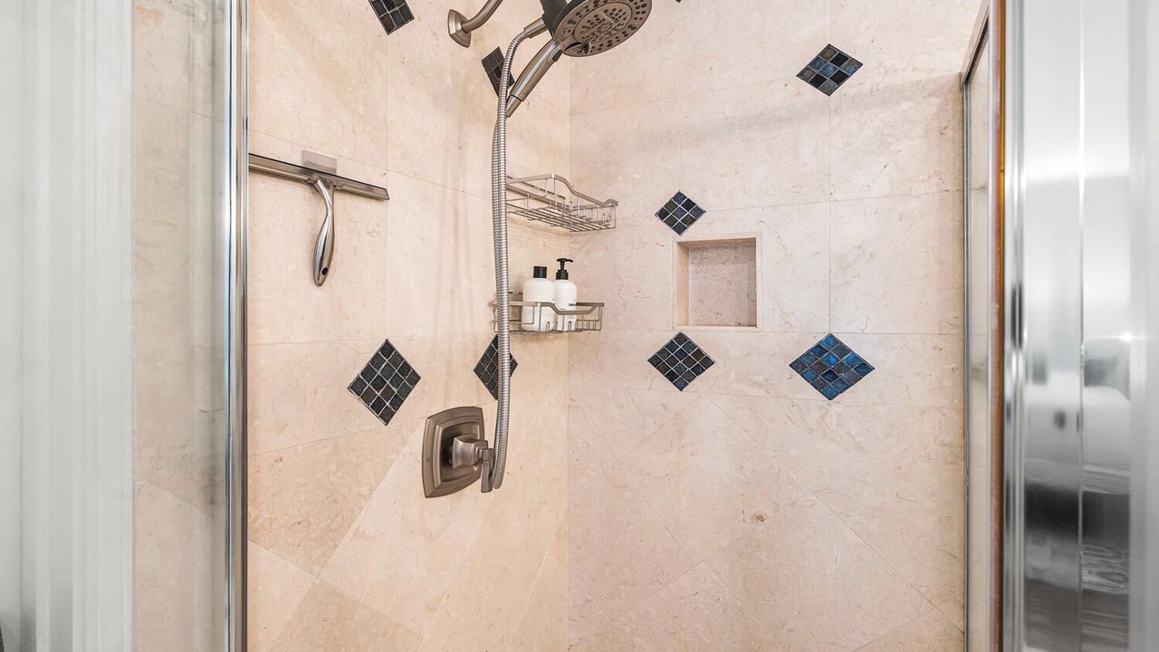 Photo of Bathroom in Waikoloa