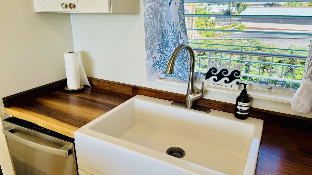 Photo of Kitchen in Historic Kailua Village