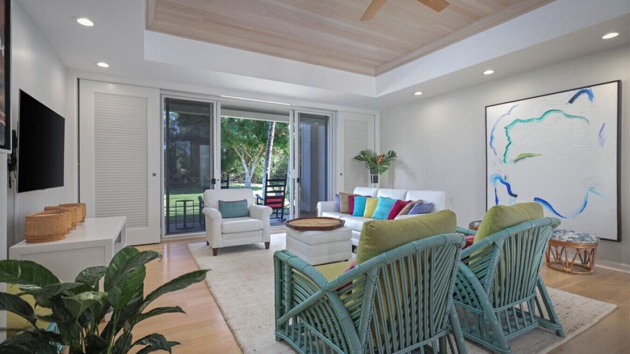 Photo of Livingroom in Kamuela