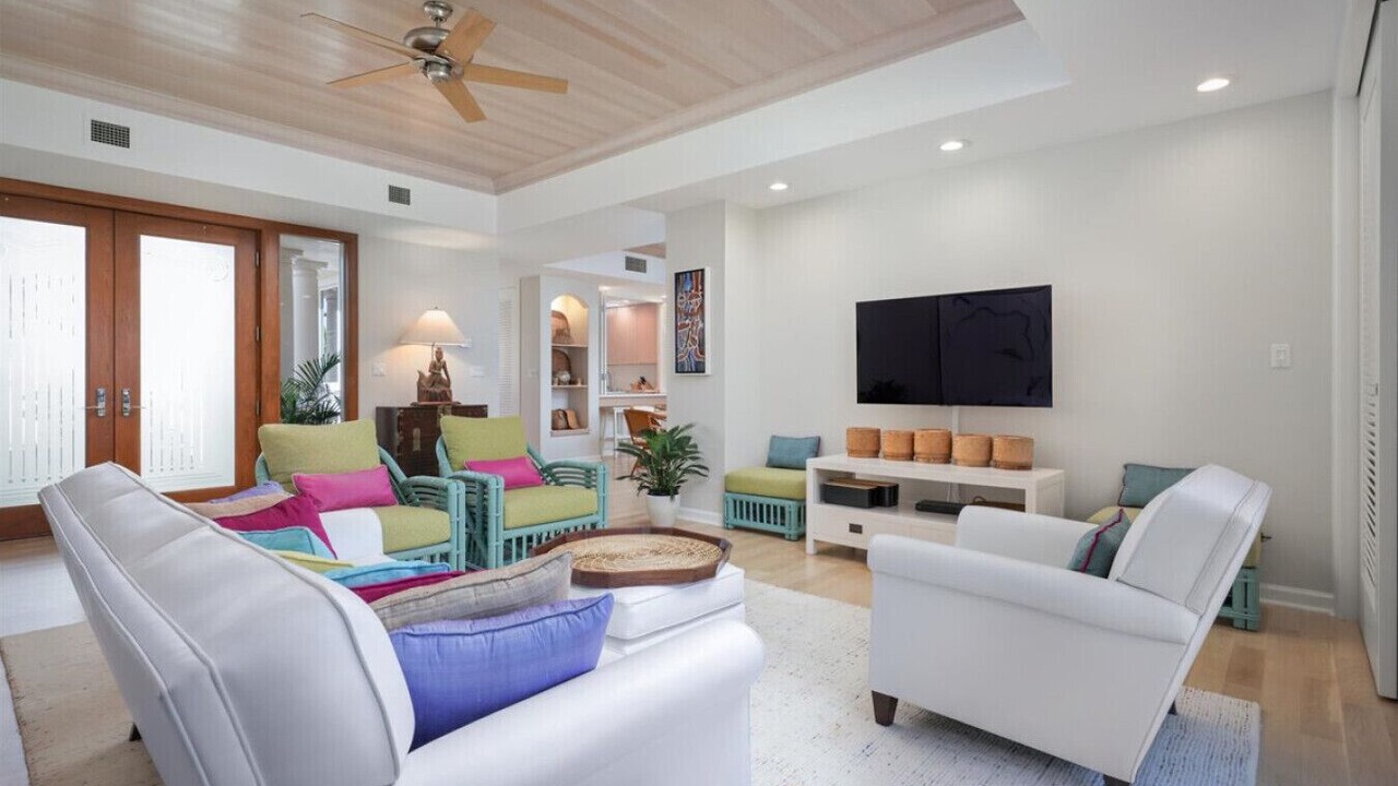 Photo of Livingroom in Kamuela