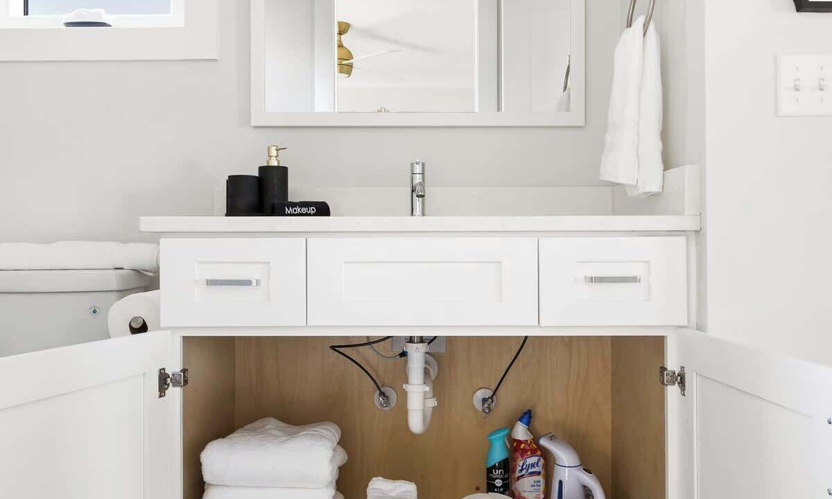 Photo of Bathroom in River District