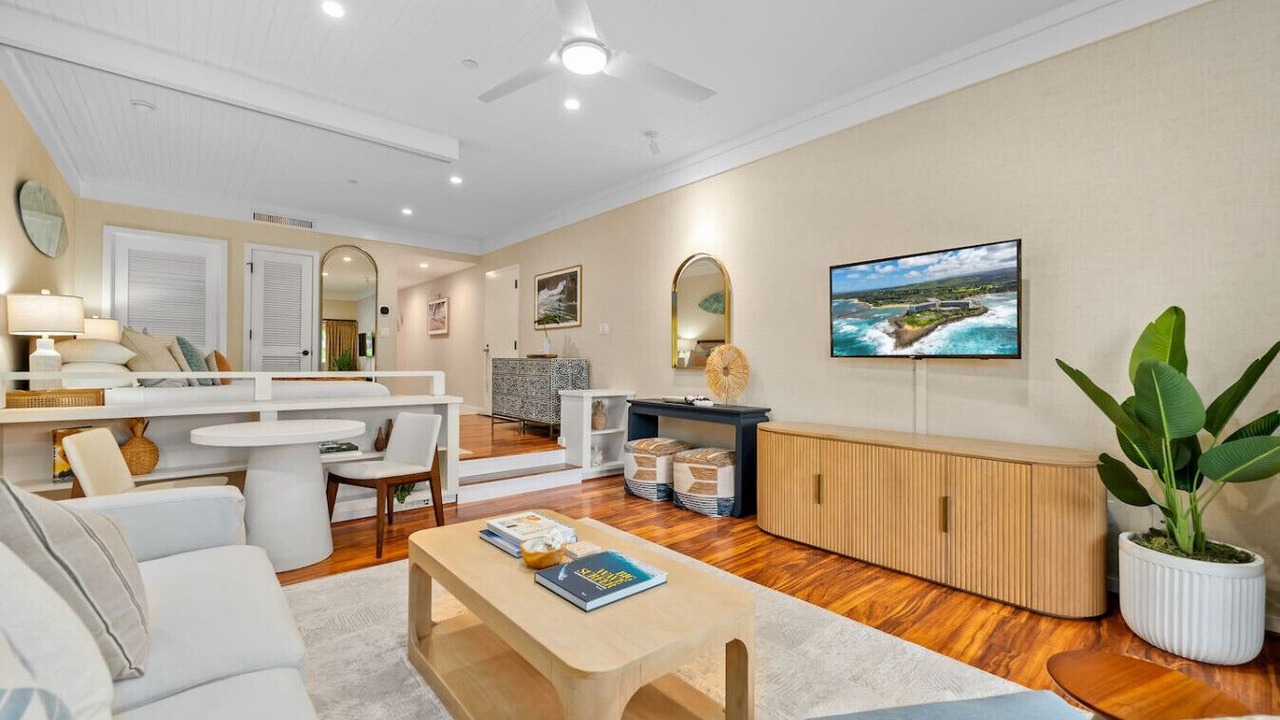 Photo of Livingroom in Kahuku