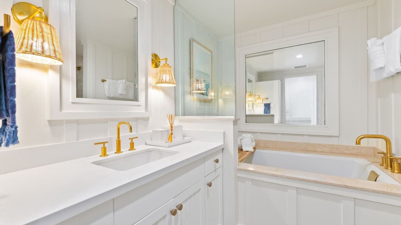 Photo of Bathroom in Kahuku
