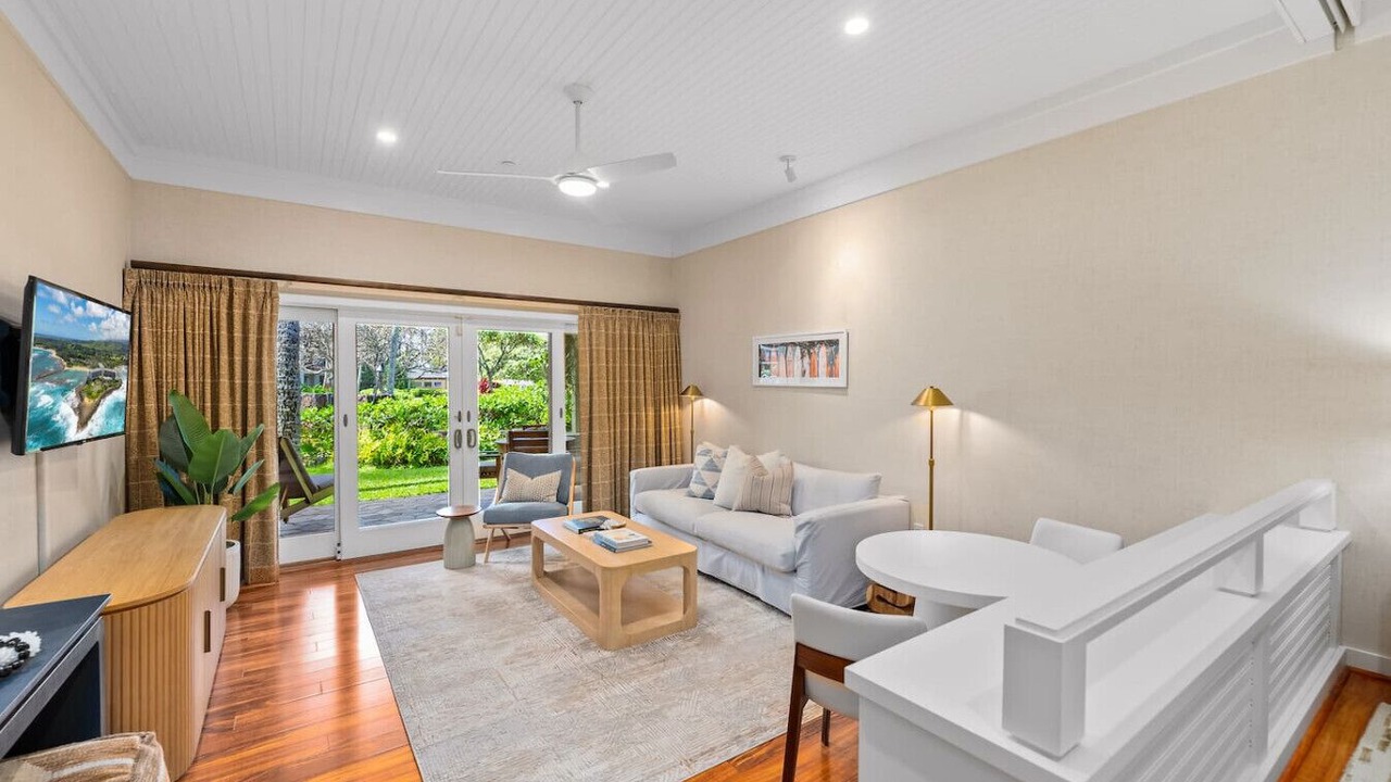 Photo of Livingroom in Kahuku