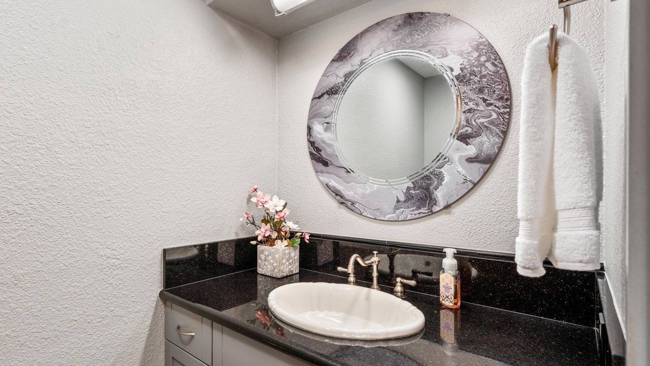 Photo of Bathroom in Waikoloa