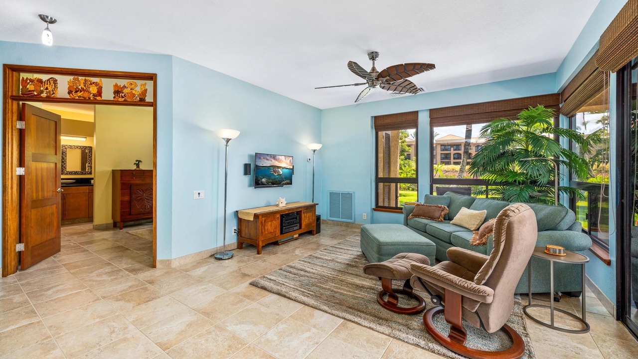 Photo of Livingroom in Waikoloa