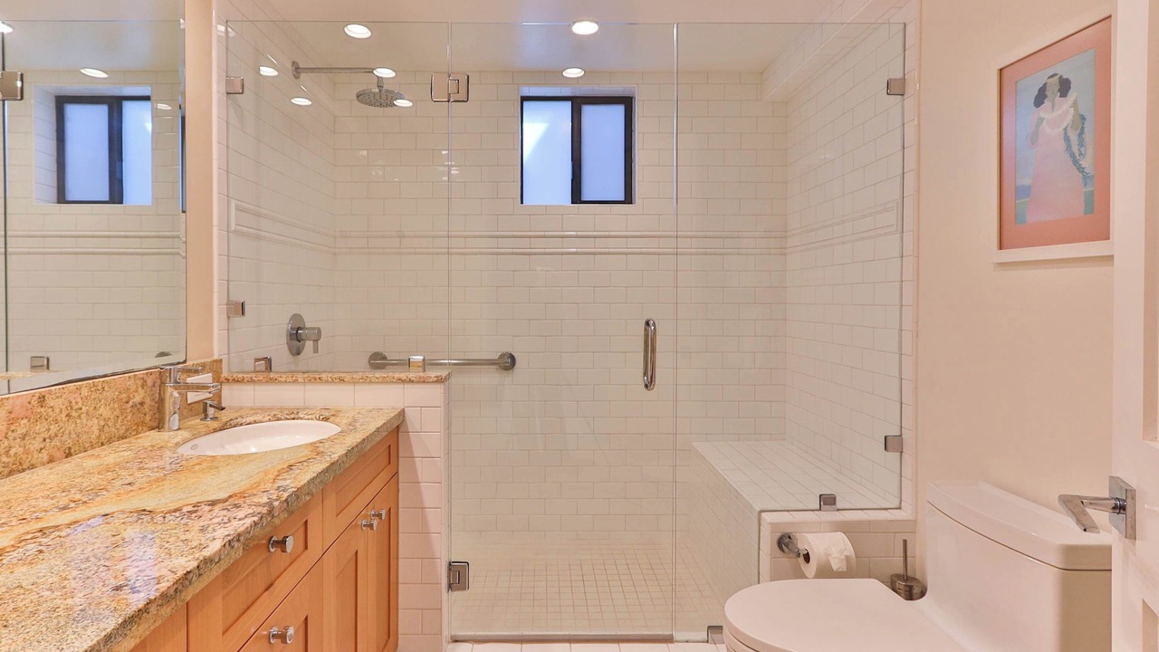 Photo of Bathroom in Napili