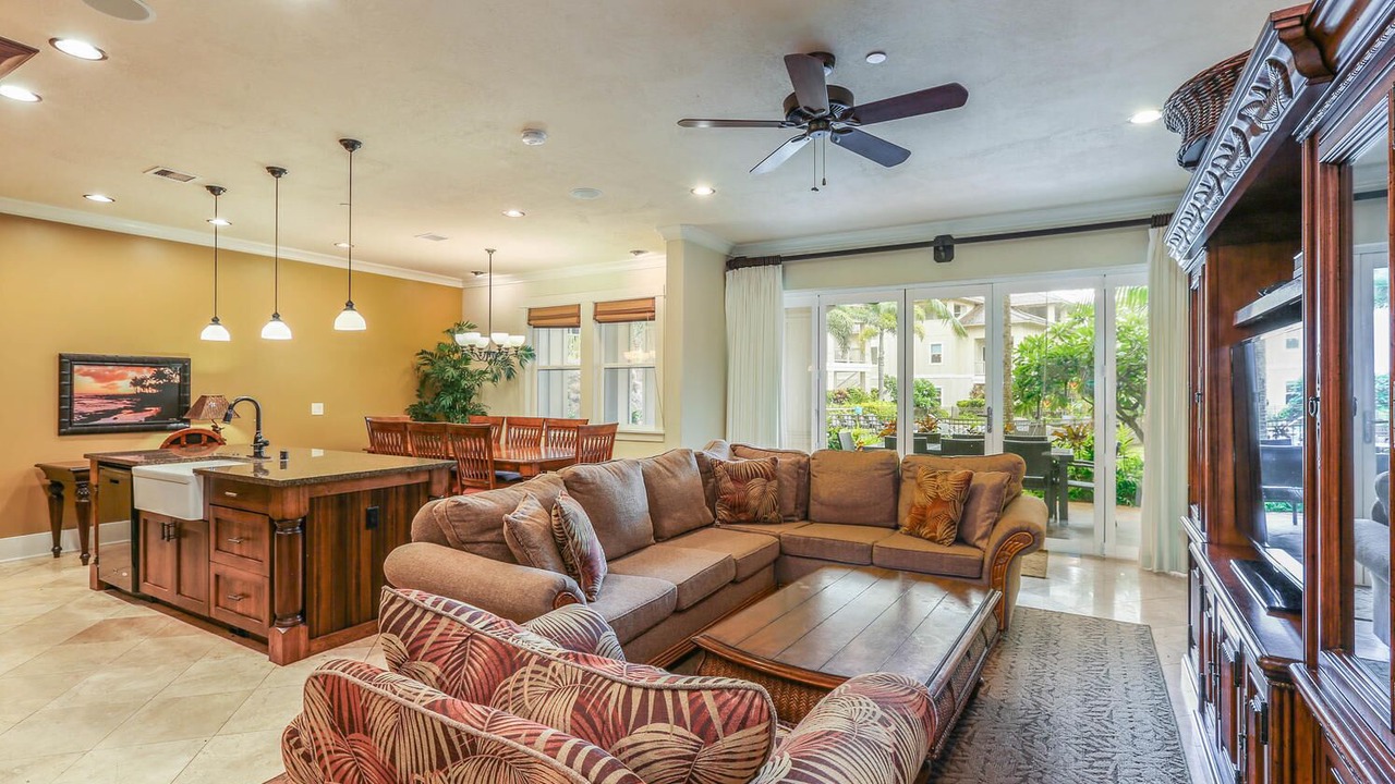 Photo of Livingroom in Poipu