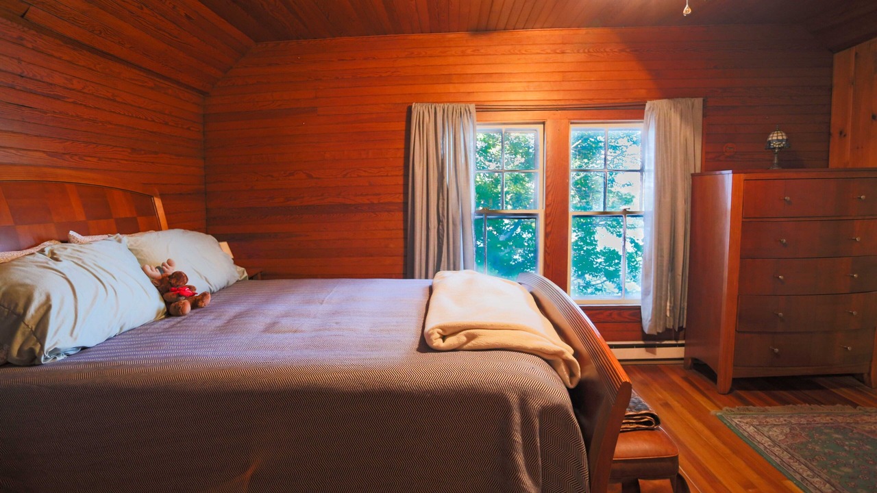 Photo of Bedroom in Winthrop
