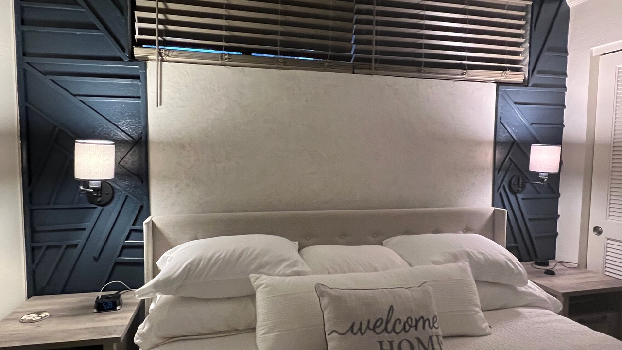 Photo of Bedroom in Historic Kailua Village