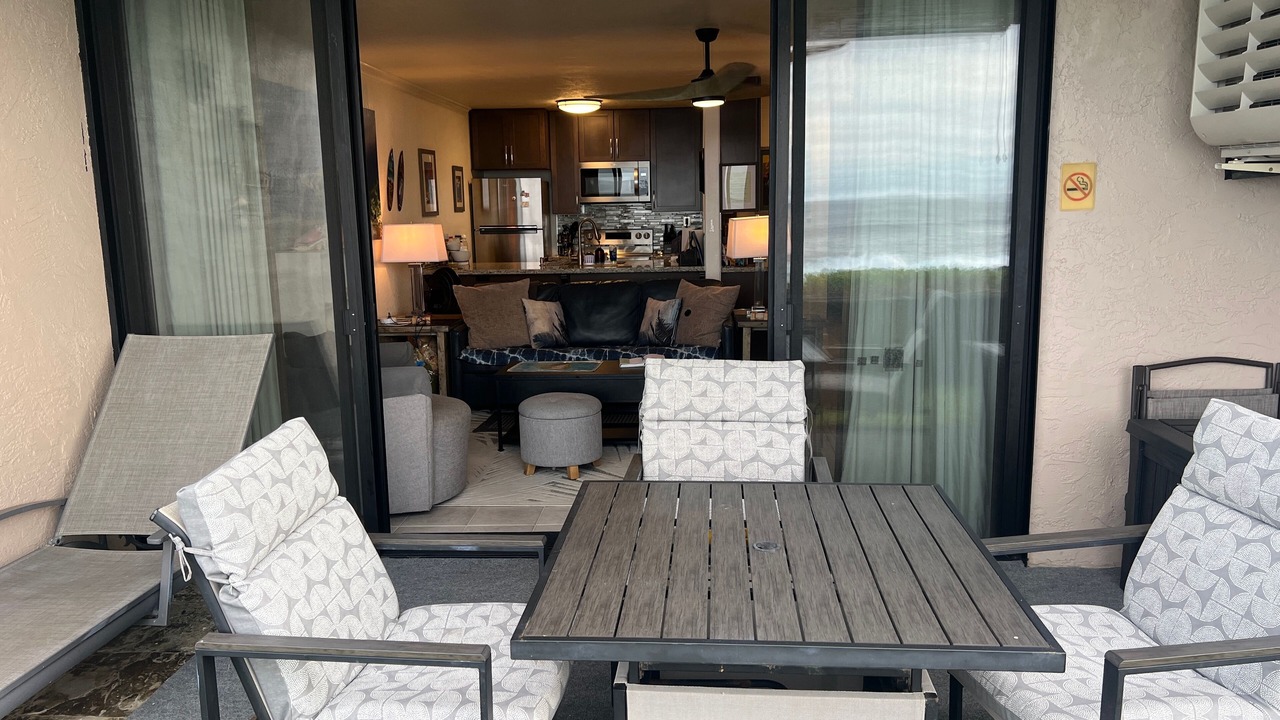 Photo of Livingroom in Historic Kailua Village