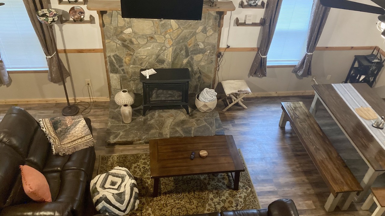 Photo of Bedroom in Roan Mountain
