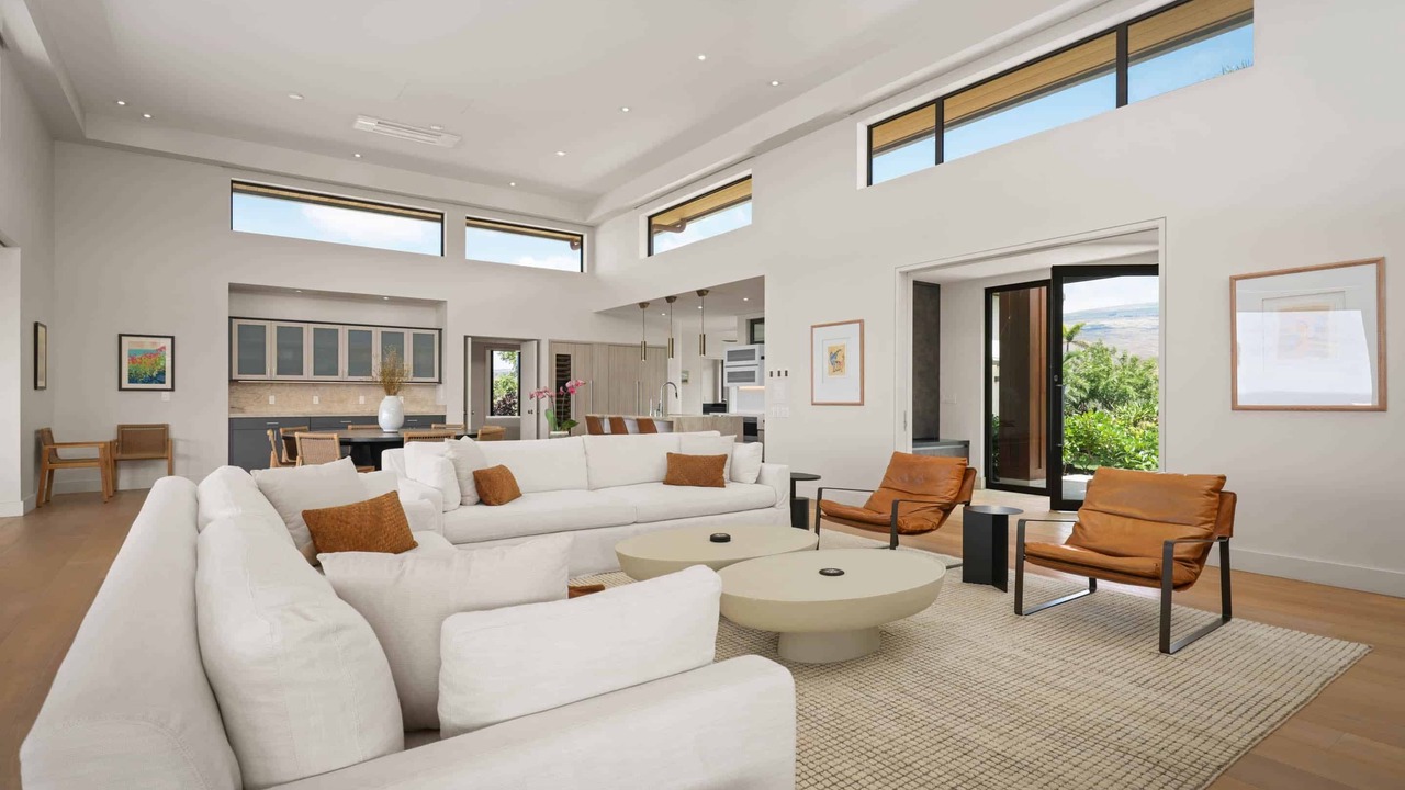 Photo of Livingroom in Kamuela