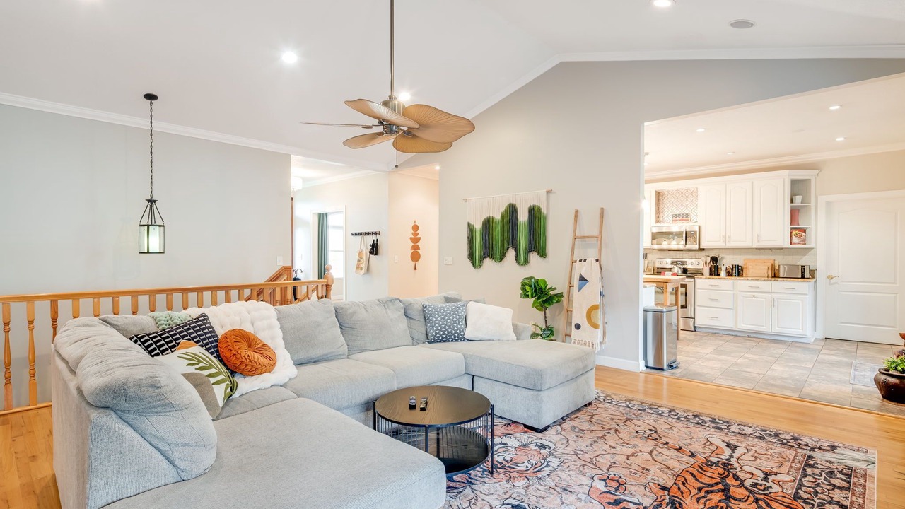 Photo of Livingroom in Asheville