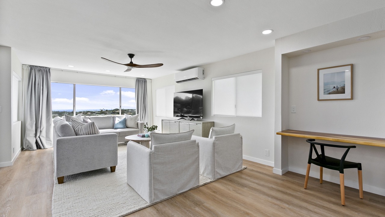 Photo of Livingroom in Kaimuki