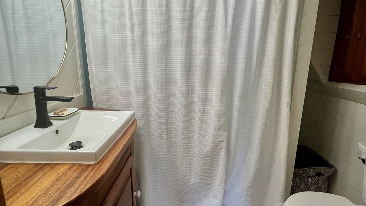 Photo of Bathroom in Pemaquid Beach
