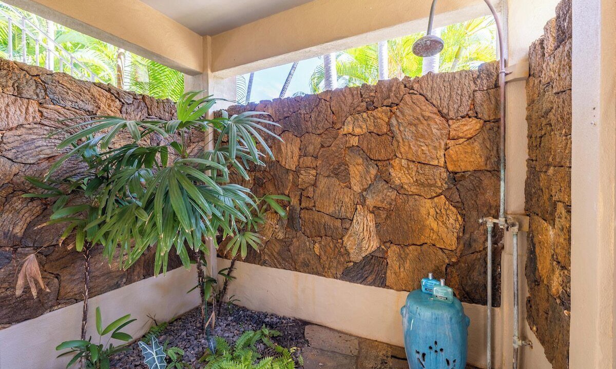 Photo of Bathroom in Kaupulehu