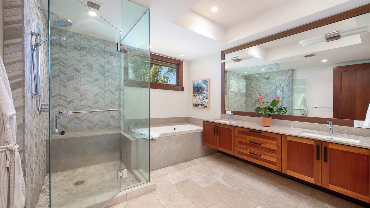 Photo of Bathroom in Kamuela