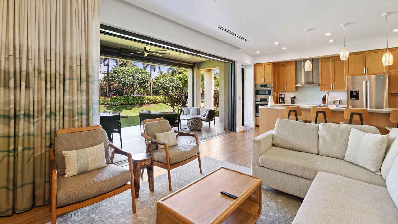 Photo of Livingroom in Honokowai