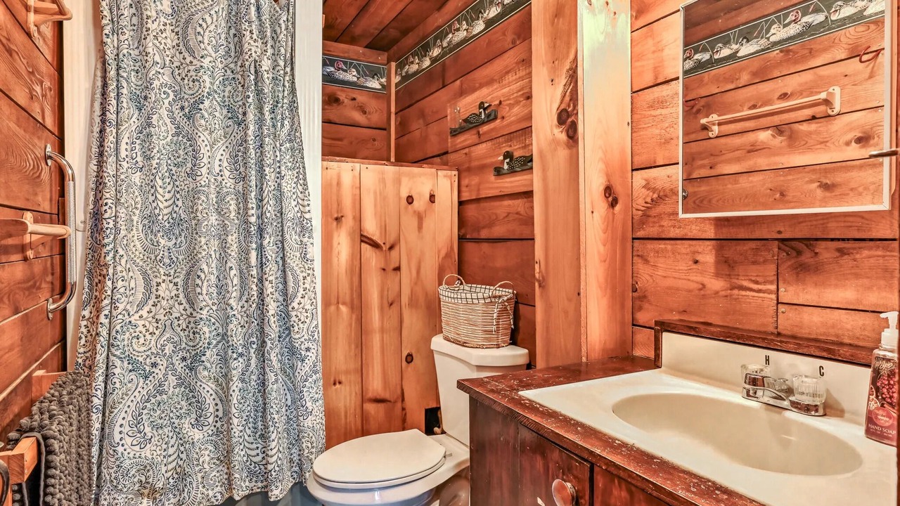 Photo of Bathroom in Solon