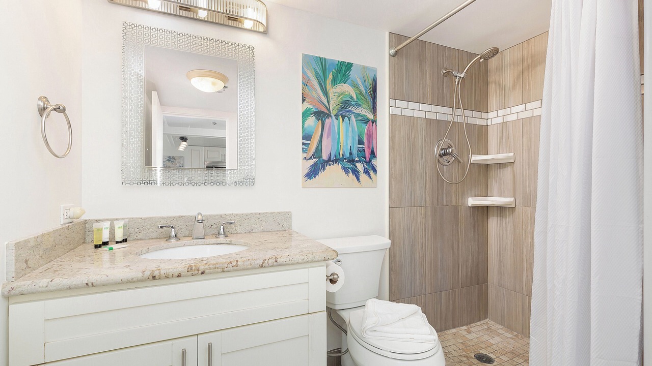 Photo of Bathroom in Waikiki