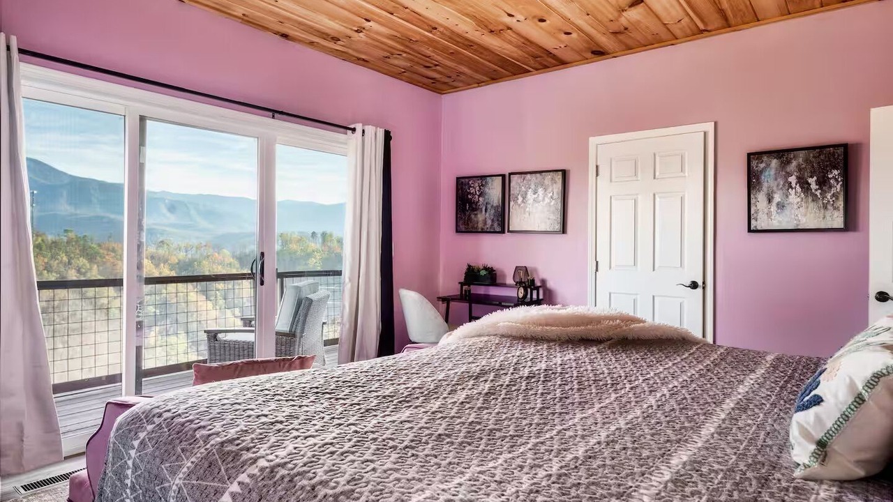 Photo of Bedroom in Chalet Village North