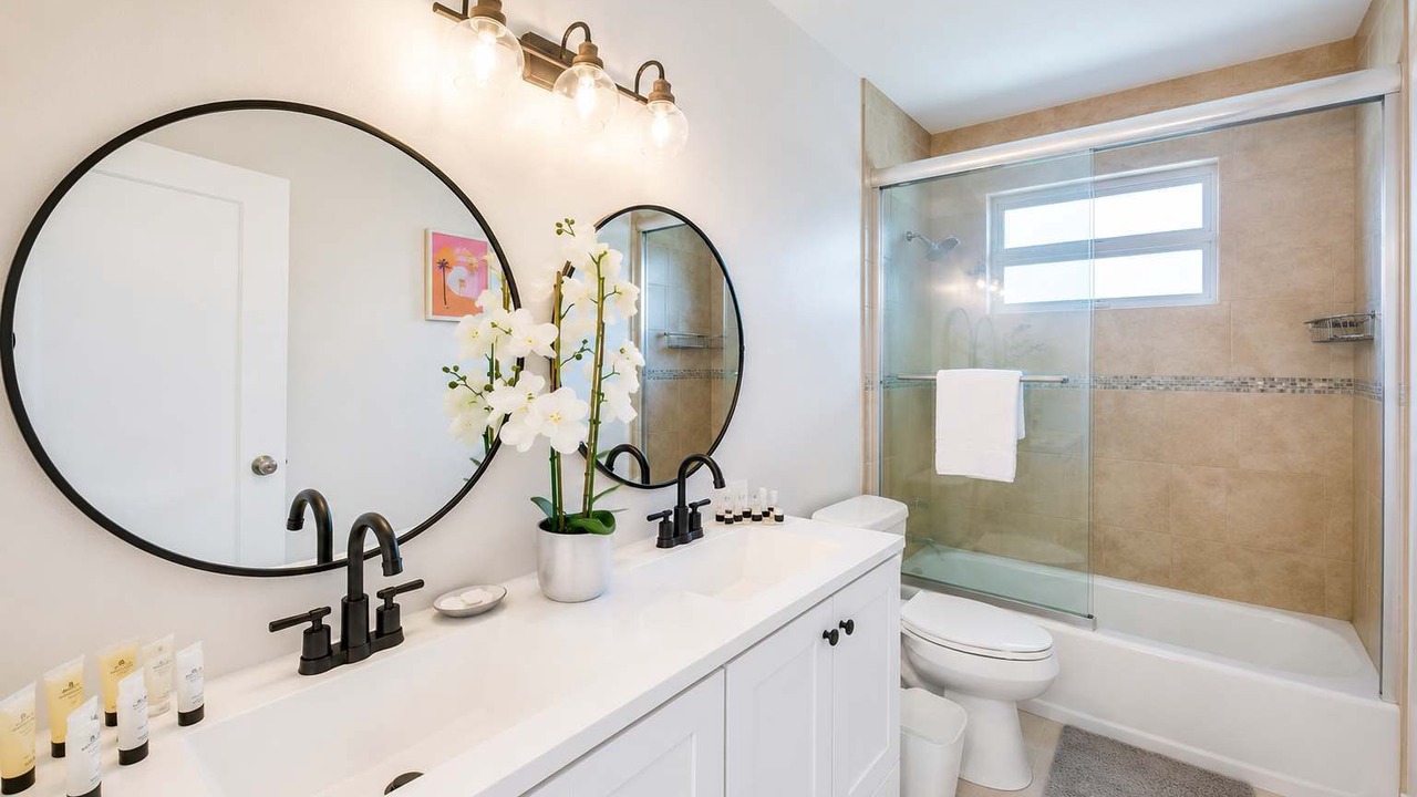 Photo of Bathroom in Edgewood