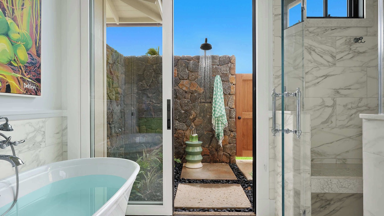 Photo of Bathroom in Poipu