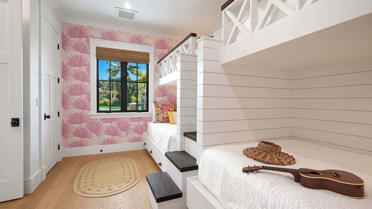 Photo of Bedroom in Poipu