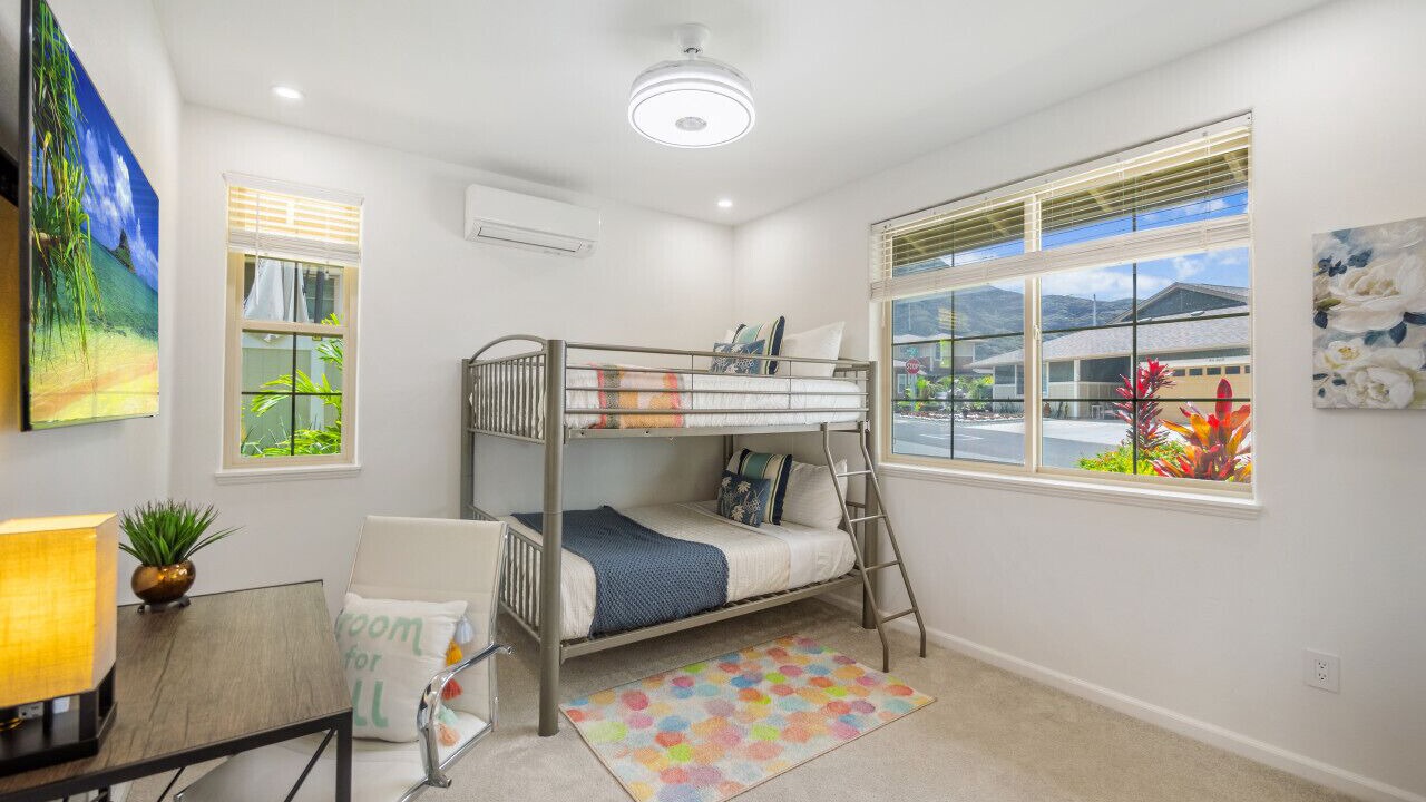 Photo of Bedroom in Makaha Valley