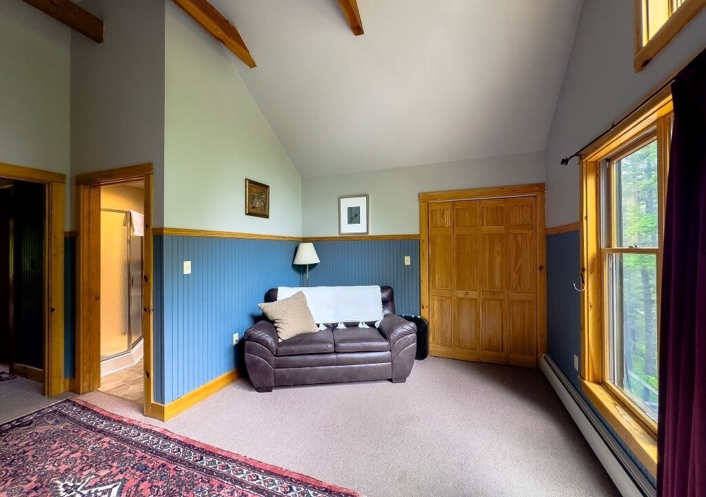 Photo of Livingroom in Caratunk