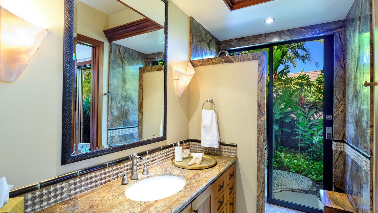 Photo of Bathroom in Kamuela