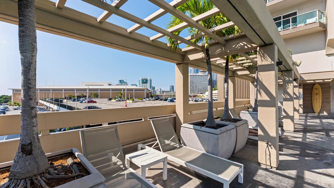 Photo of Patio Balcony in Ala Moana