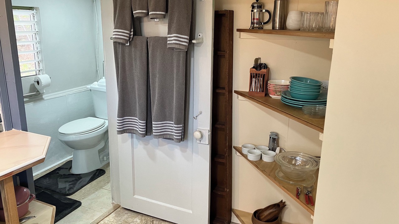 Photo of Bathroom in Hilo