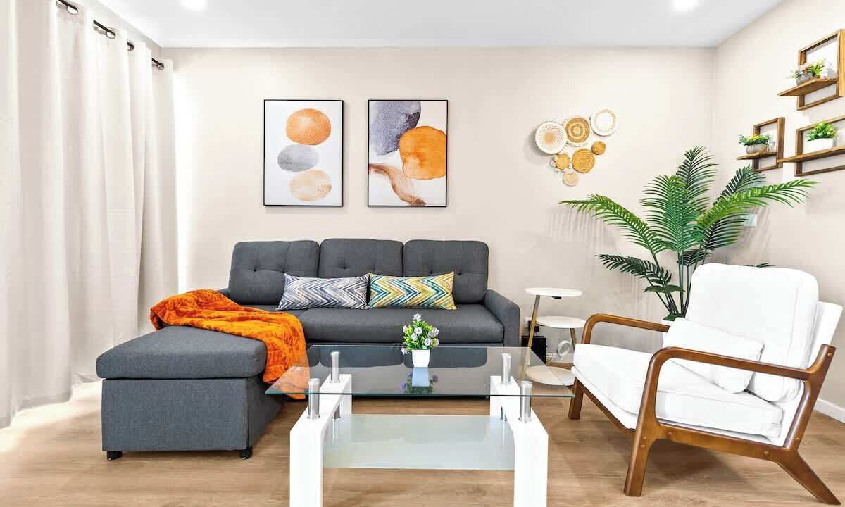 Photo of Livingroom in Ala Moana