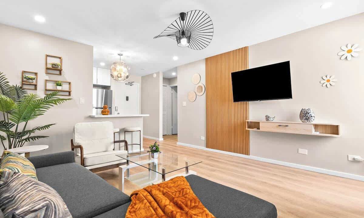 Photo of Livingroom in Ala Moana