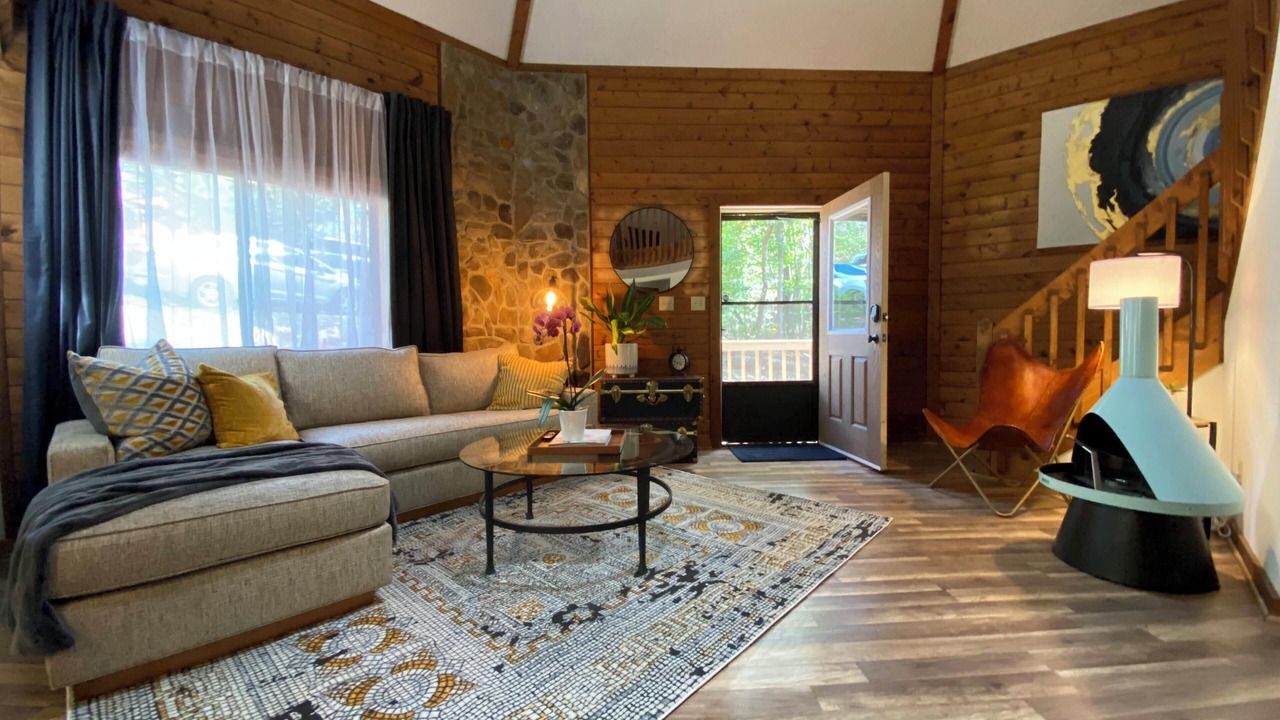 Photo of Livingroom in Ellijay