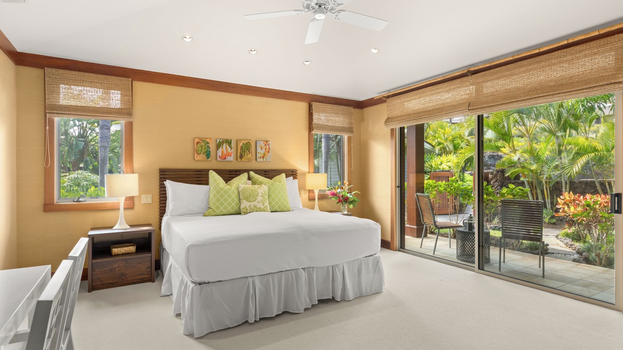 Photo of Bedroom in Kaupulehu