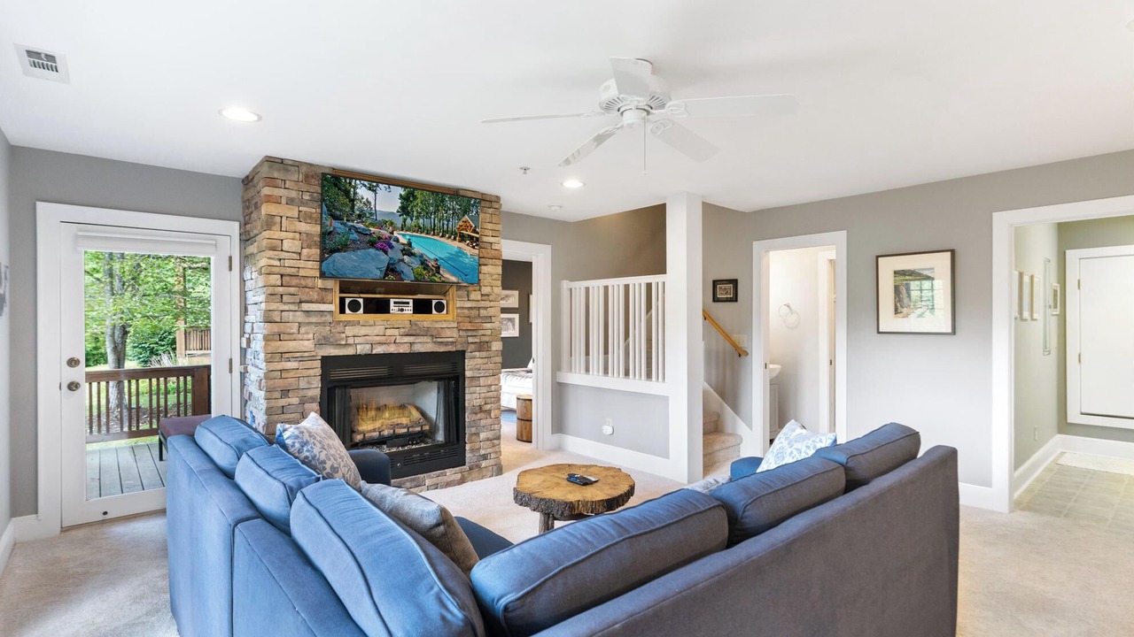 Photo of Livingroom in Foscoe