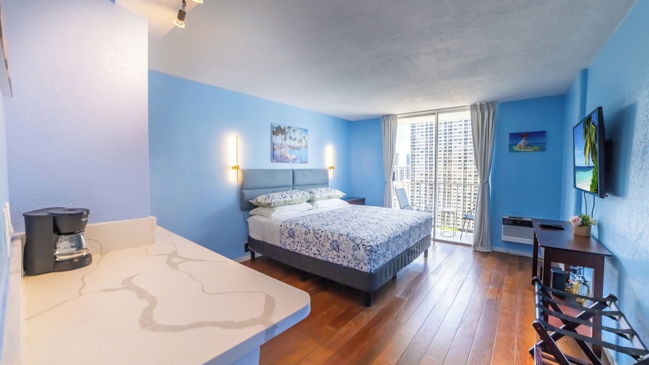 Photo of Bedroom in Waikiki