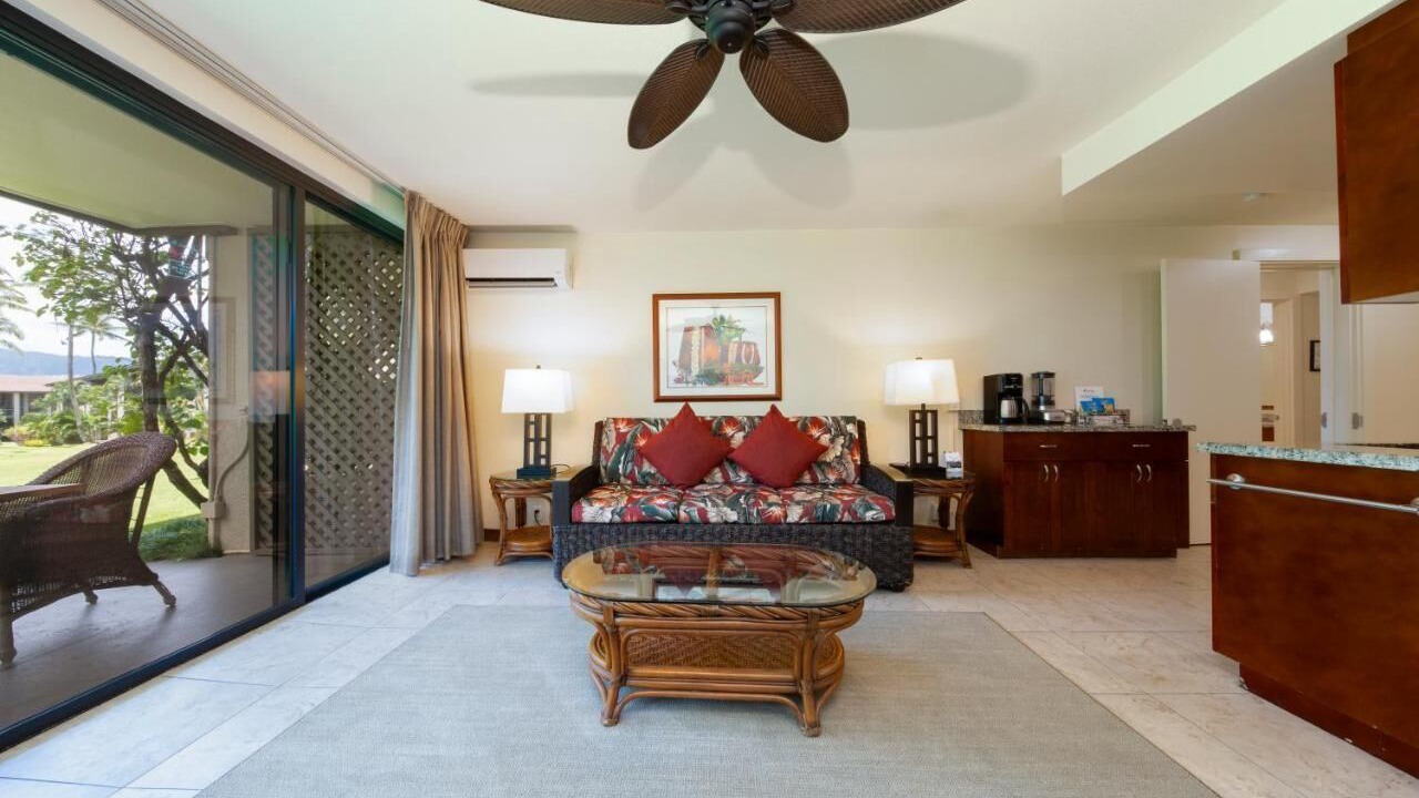 Photo of Livingroom in Princeville