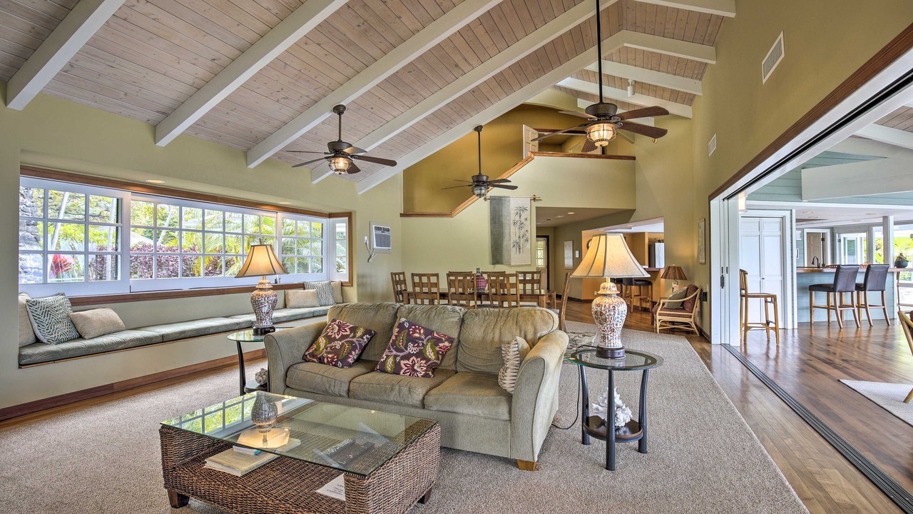 Photo of Livingroom in Keauhou