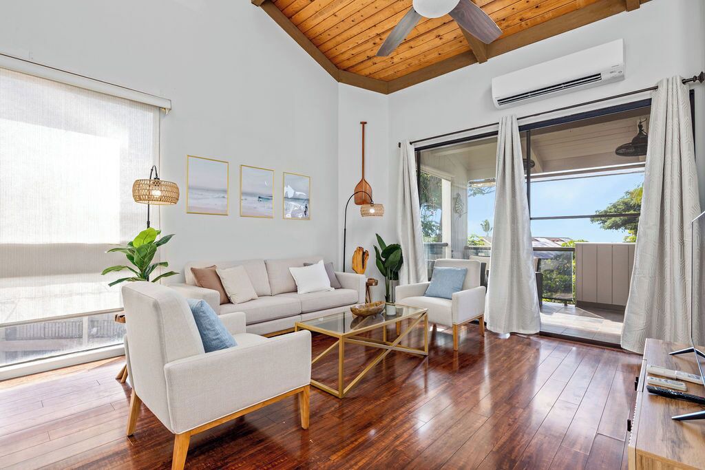 Photo of Livingroom in Historic Kailua Village