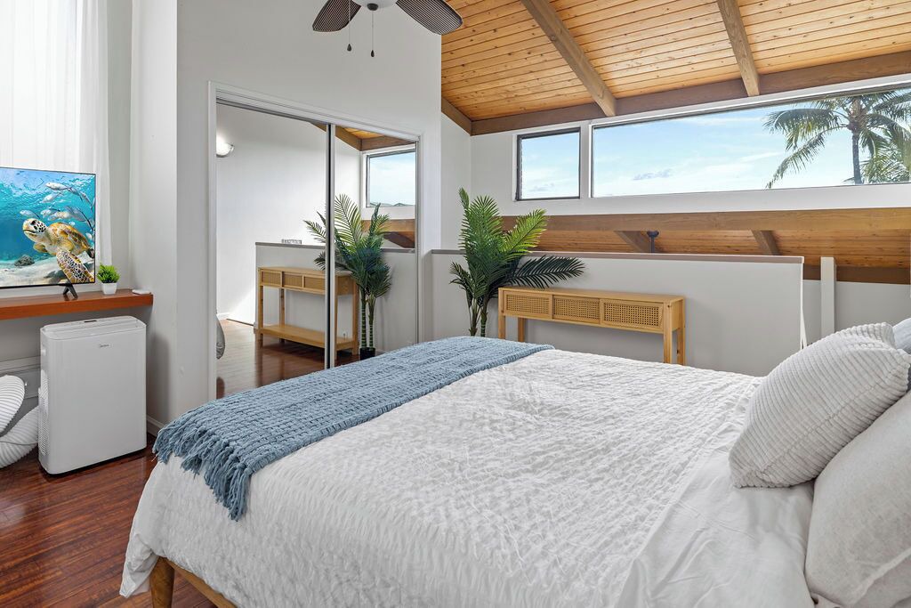 Photo of Bedroom in Historic Kailua Village