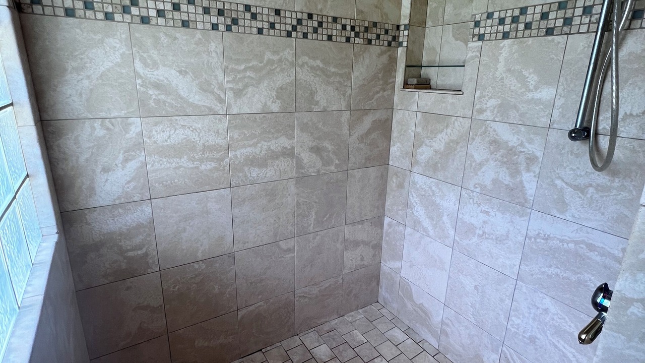 Photo of Bathroom in Kaneohe